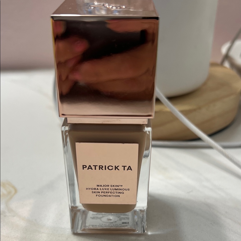 Patrick Ta Major Skin Foundation - Tan